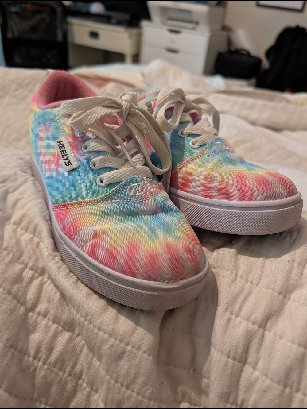 Heelys Kids Tie-Dye Canvas Skate Sneakers - Pastel Rainbow